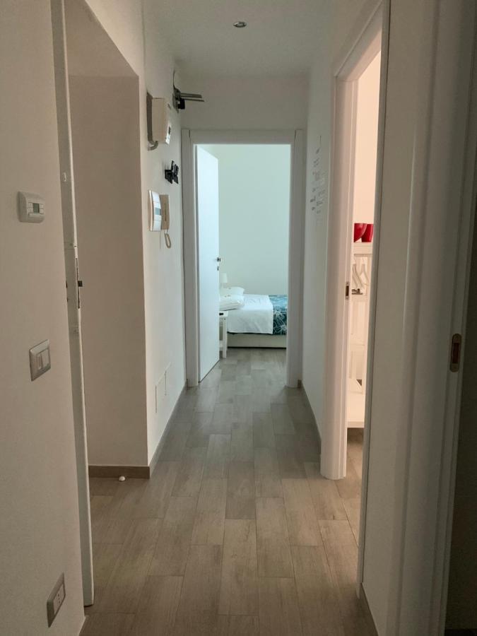 La Porta Di Carmy Apartment Наполи Екстериор снимка